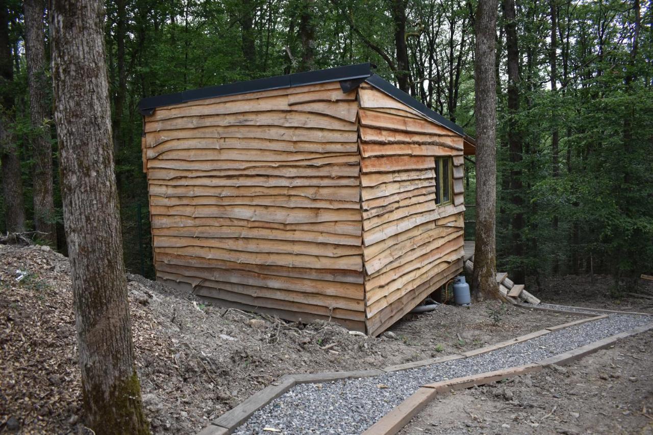 La Cabane Aux Ecureuils Philippeville Exterior photo